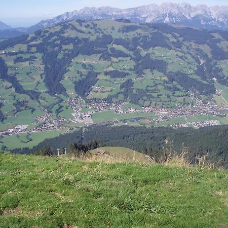 Haus Hirzinger Appartement Brixen im Thale Buitenkant foto