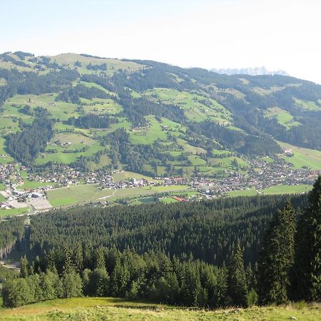 Haus Hirzinger Appartement Brixen im Thale Buitenkant foto