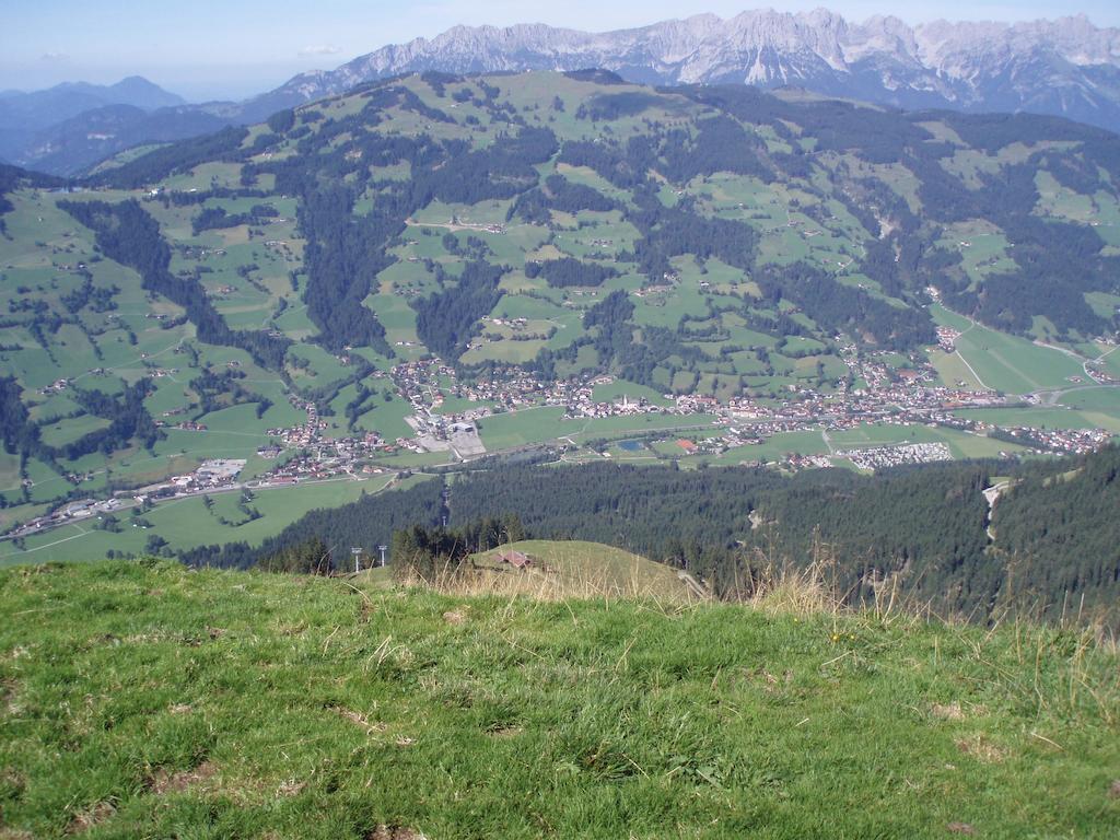 Haus Hirzinger Appartement Brixen im Thale Buitenkant foto